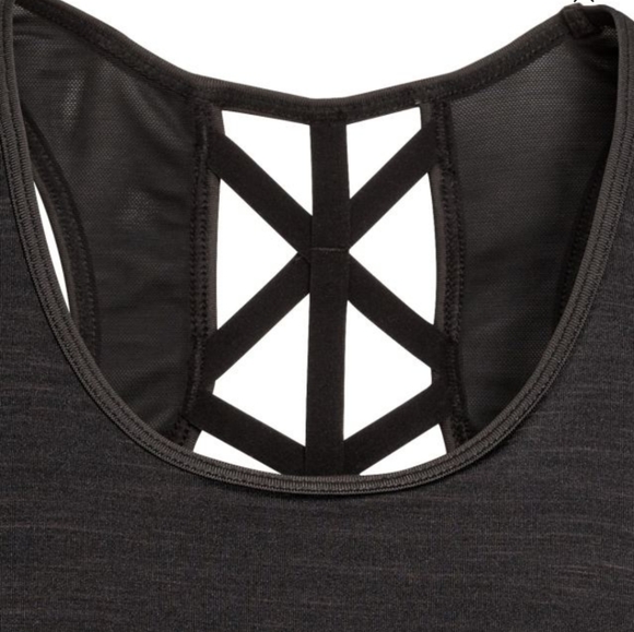 Sports top w/ sports bra - Picture 2 of 2